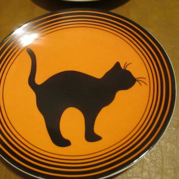 Black Cat Orange Halloween Plates 6.5” Liz Ross The Monkey The Peddler Set Of 4 - Picture 2 of 9